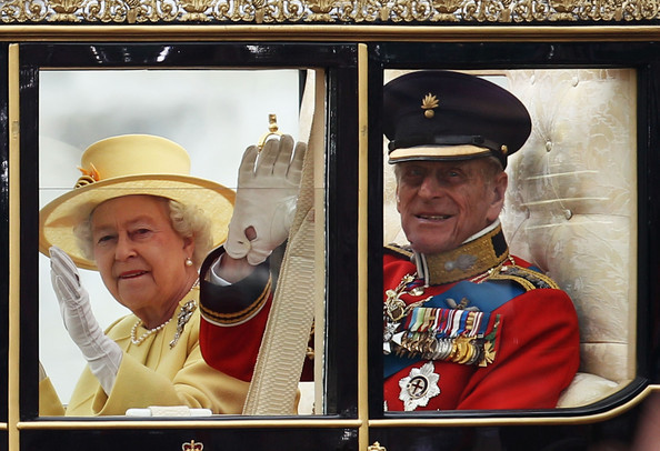 Royal+Wedding+Carriage+Procession+Buckingham+zqivlBO9AA_l - poze de la nunta regala2