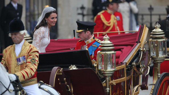 Royal+Wedding+Carriage+Procession+Buckingham+Lfjw6hYqA2wl
