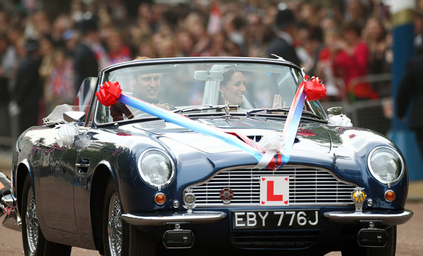 Royal+Wedding+Carriage+Procession+Buckingham+NP3oE5NeBn-l