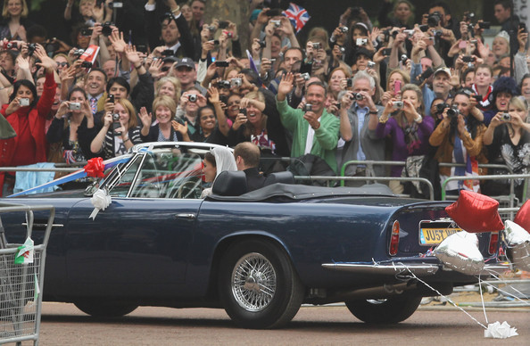 Royal+Wedding+Carriage+Procession+Buckingham+r2FnENPYTmal - poze de la nunta regala2