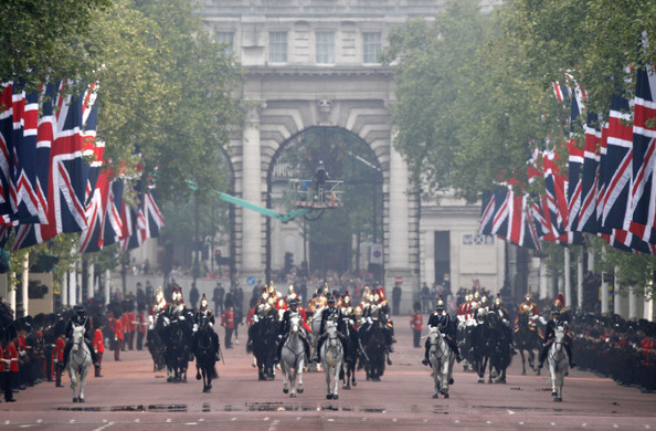 Royal+Wedding+Carriage+Procession+Buckingham+NBESSeDvdYtl