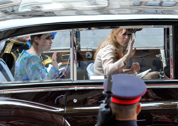 Royal+Wedding+Carriage+Procession+Buckingham+3UTIyk_m0pLl