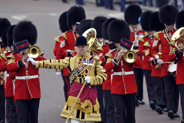 Royal+Wedding+Carriage+Procession+Buckingham+jwsjbZ0Aj_Hl