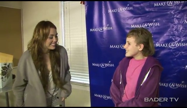 bscap0050 - Miley Celebrates World Wish Day