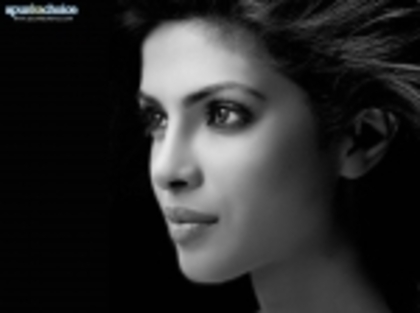 thmbwallpaper-70317[1] - Priyanka Chopra