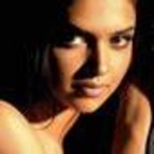 deepika-padukone-881438l-thumbnail_gallery[1]