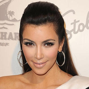 012_kim_kardashian--300x300