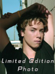 limitededitiongeneral01c - Jeremy Sumpter