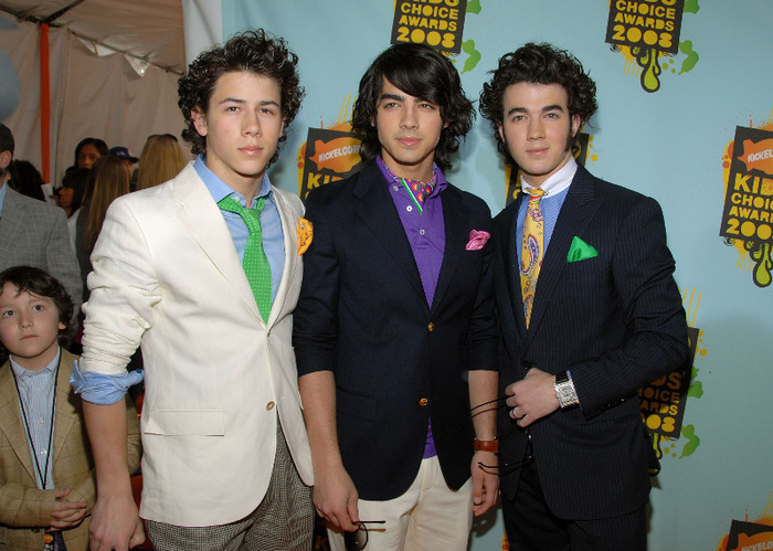 kca08_TheJonasBrothers