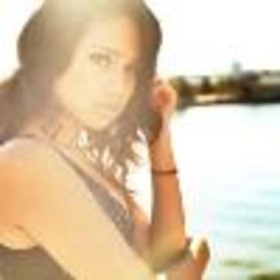 c6dZPN504714-01 - Jasmine V