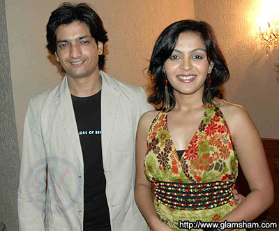 33668406_NRLJGEAHA - xxAmi Trivedi-Kushi
