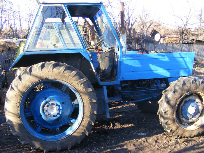 Picture 219 - TRACTOR DT 1010-DE VANZARE 5000 EURO