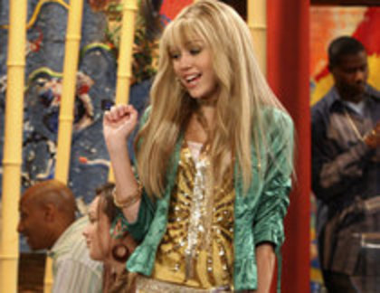 28383555_ADKVVPPPG - Hannah Montana