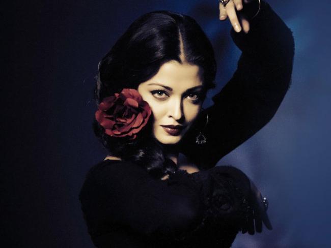 Guzaarish-2010 - Filme cunoscute cu Aishwarya Rai