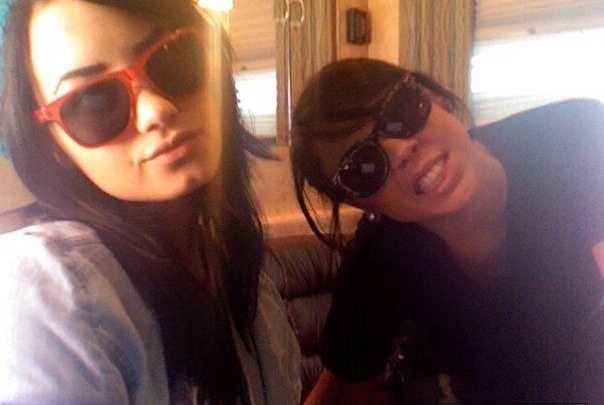 DBUBBNMZSYAARWZLWDJ - Poze rare Demi Lovato