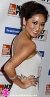 33241532_BPPTRAECE - Brenda Song