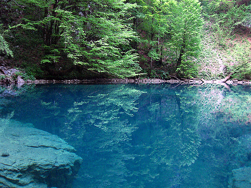 Pleci shi dai peste o apa shi faci baie