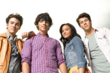 34453877_EIFOQHNJW - Camp Rock