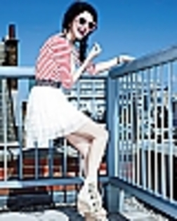 thumb_001 - a SELL 2