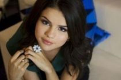 24484610_KMYPFYGXO - pozele care le ador cu selly