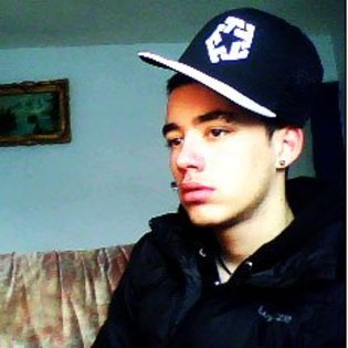 168320_176583005719012_100001019412911_401480_2773558_n