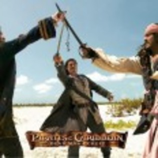 Pirates_of_the_Caribbean_The_Curse_of_the_Black_Pearl_1255582692_3_2003[1]