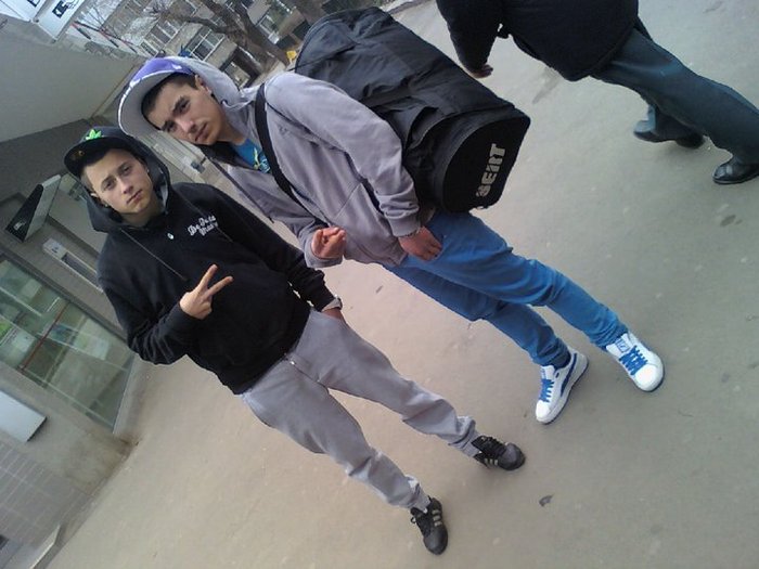 217335_110643872354877_100002277935624_107116_2181957_n