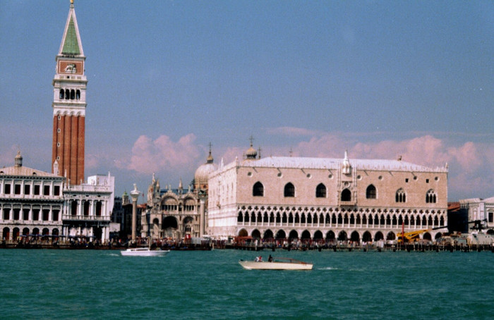 cANALELE VENEZIEI - crociera 2005