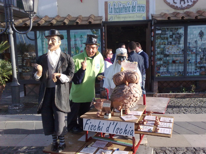 ISCHIA SE CANTA E SI FISCHIA - INSULA DI ISCHIA