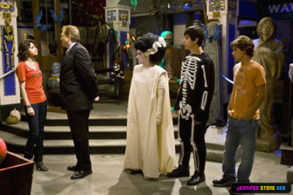 Magicienii din Waverly Place Magicienii din Waverly Place