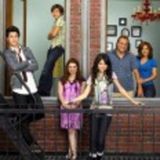 Wizards_of_Waverly_Place_1271000870_2_2007[1] - Poze cu magicienii din waverly place