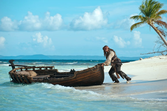 pirates-of-the-caribbean-on-stranger-tides-743914l-imagine[1]