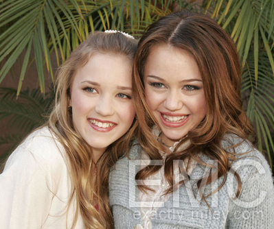 normal_meetthepress_030 - Stars Of Disney Channels Hannah Montana Meet The Press on January 10th 2006