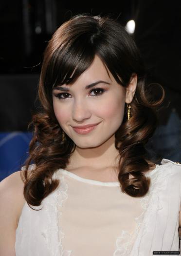 35970528_DNIOHLAZF - demi lovato 2