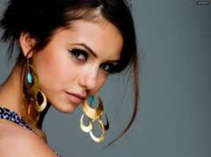 imagesNI56NA - victoria justice vs nina dobrev