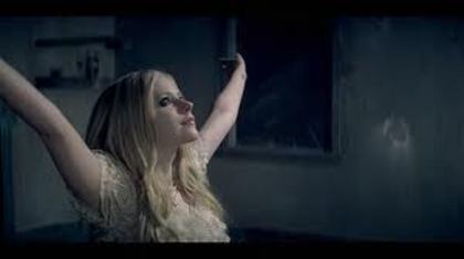 2 - Avril Lavigne Photo