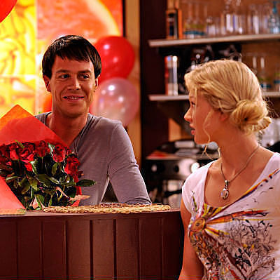 h2o-just-add-water-761338l-imagine[1]