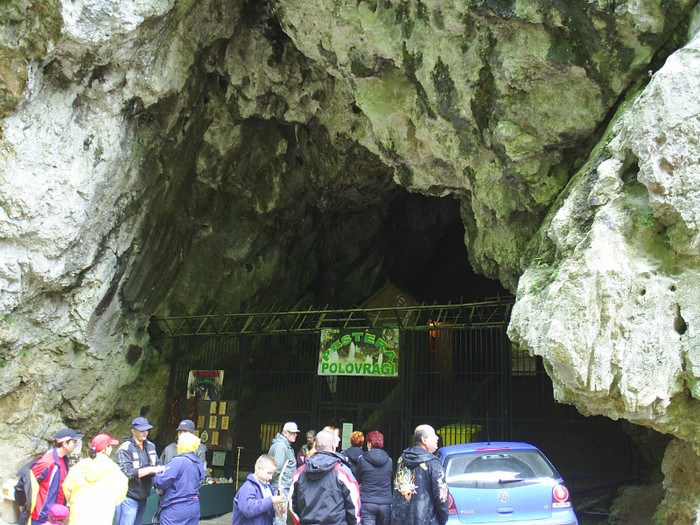 PESTERA POLOVRAGI - Dulce  Romanie