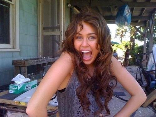  - 0 Miley poze RAREEE
