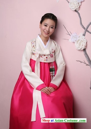 2010221720 - Costume traditionale coreene1