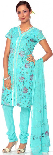 Salwar kameez - Tipuri de haine indiene