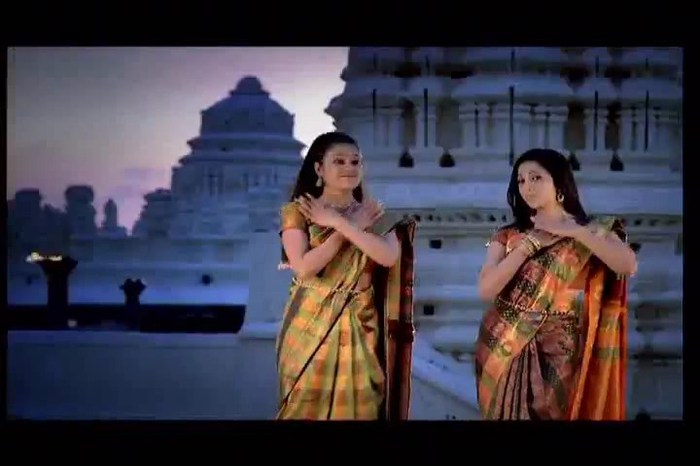 NnRyj - DILL MILL GAYYE SHONA NICE DRESSED IN SAREE CATCH