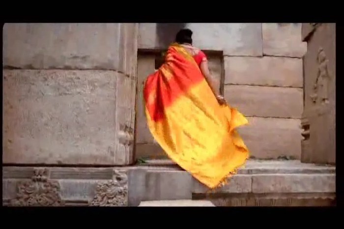 ZjyPp - DILL MILL GAYYE SHONA NICE DRESSED IN SAREE CATCH