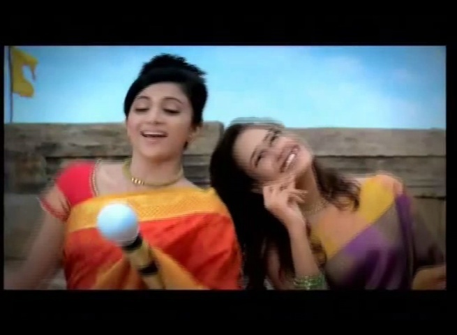 image28qg - DILL MILL GAYYE SHONA NICE DRESSED IN SAREE CATCH