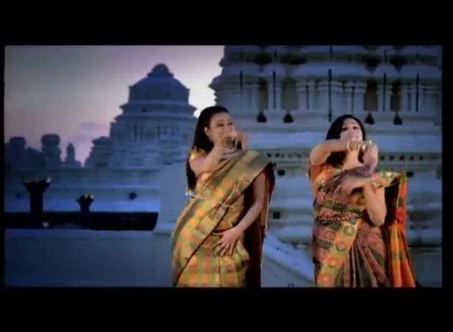 image32f - DILL MILL GAYYE SHONA NICE DRESSED IN SAREE CATCH