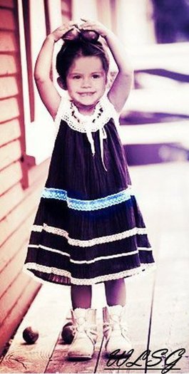 uiumlujlihjuhykjuhyjuhkuhkjumhjuh - selena gomez