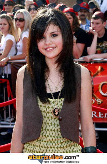 35423_104874412896451_100001216786781_36036_8238047_n - Copy (2)