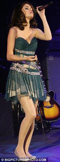 69026_117463541646545_100001486997141_114093_4032344_n - TOATE POEZELE MELE CU SELLY