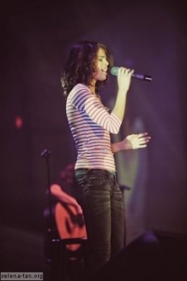 74452_100519093354420_100001889880732_2321_3634973_n