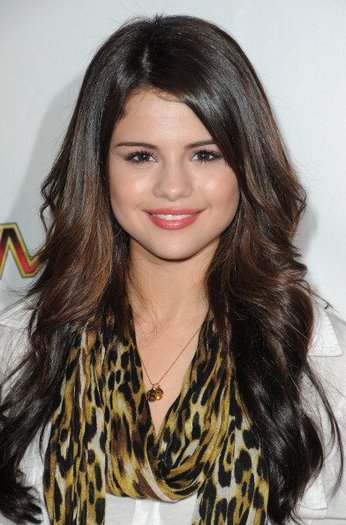 155086_108761845862414_100001857962189_72533_8252366_n